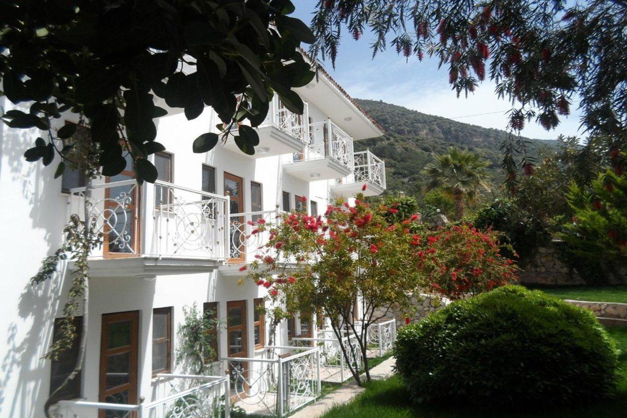 White Hotel 厄吕代尼兹 外观 照片