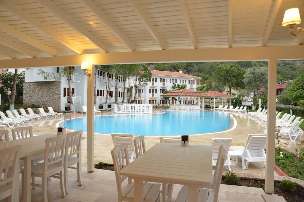 White Hotel 厄吕代尼兹 外观 照片